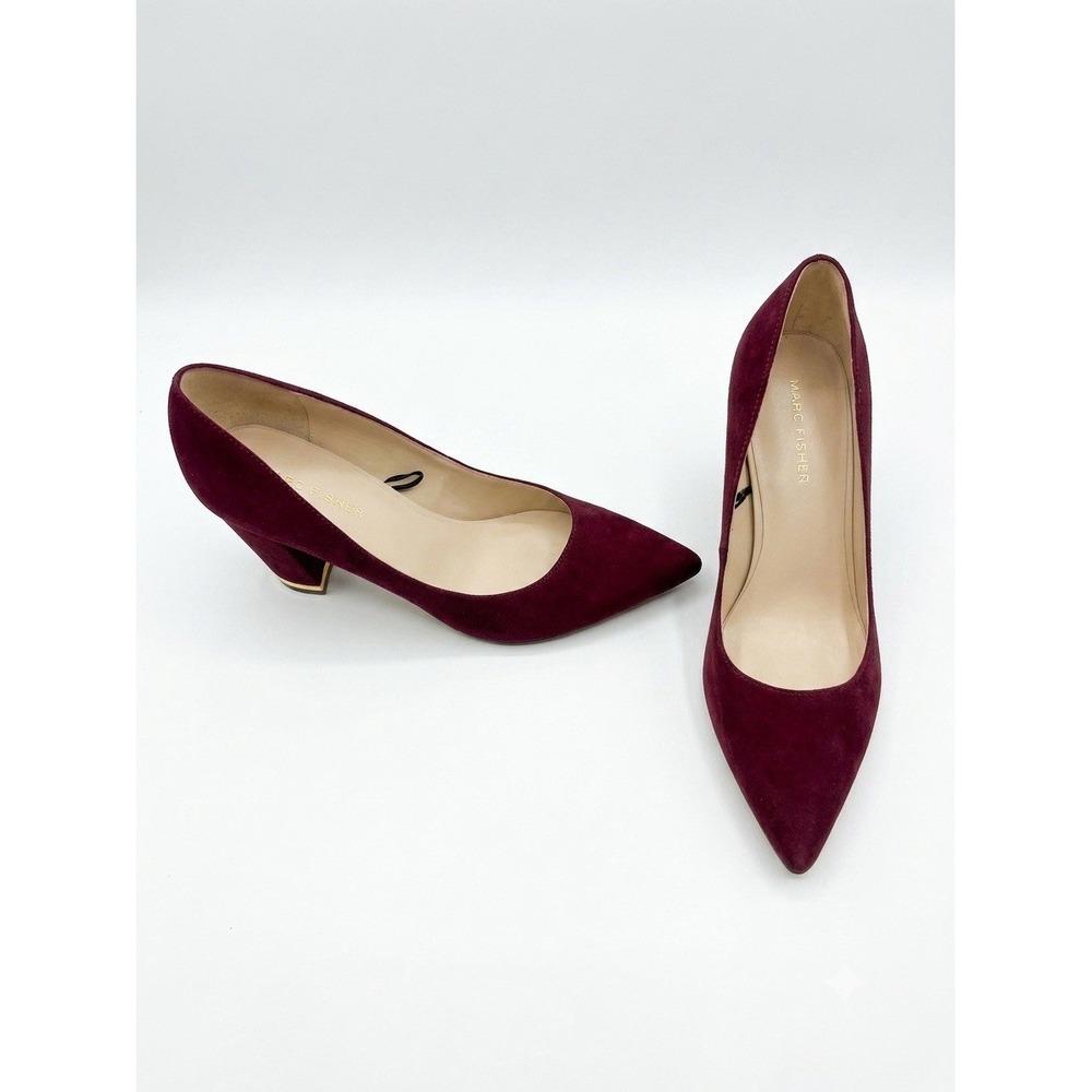 Marc Fisher Heels Women Size 7.5 MFGildy5-R Suede Block Wine Red W/ Gold Ring